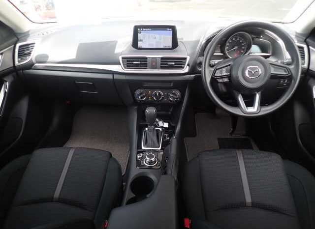 
								Mazda Axela 2018 full									