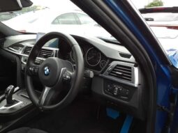 
										BMW 320i 2018 (M-Sport Package) full									