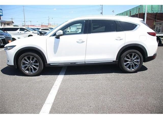
								Mazda CX-8 full									
